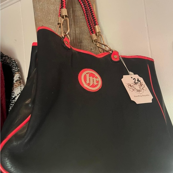 HC purse - Picture 1 of 1